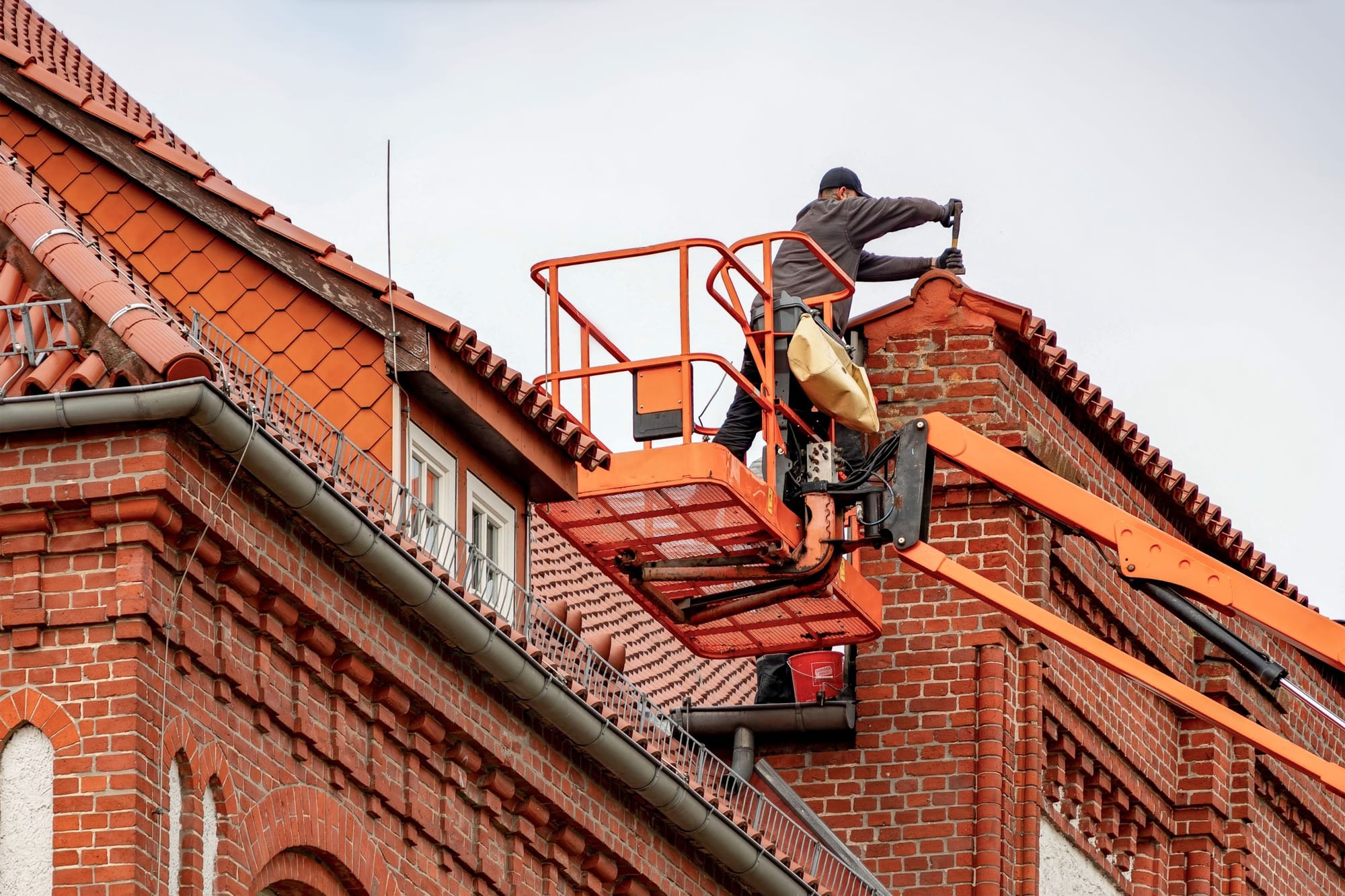 Home Insurance Non-Renewals in 2026: The New Closing-Table Landmine